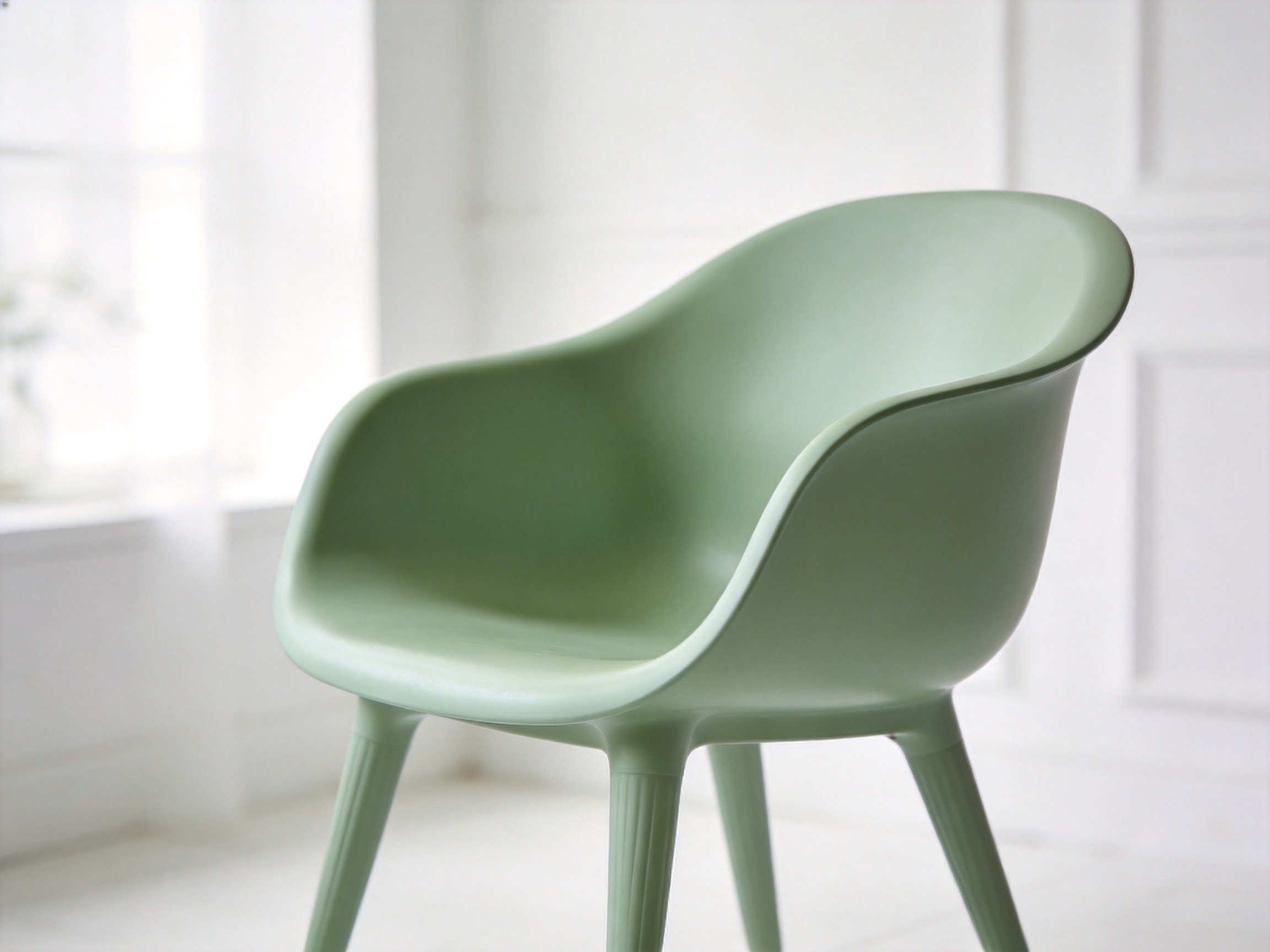 Modern Molded Plastic Lounge Chair